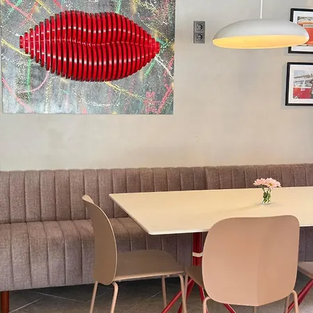 Mistral Готель Несебир