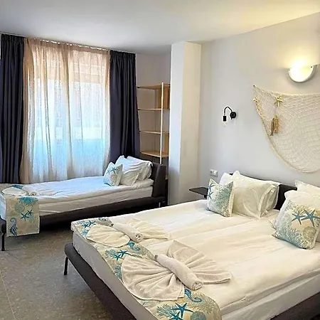 Mistral Hotel 3*