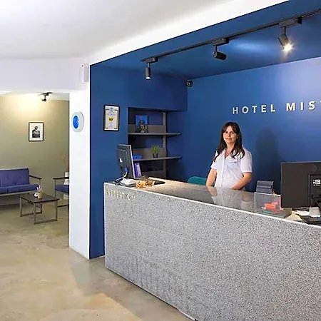 Mistral Hotel 3*
